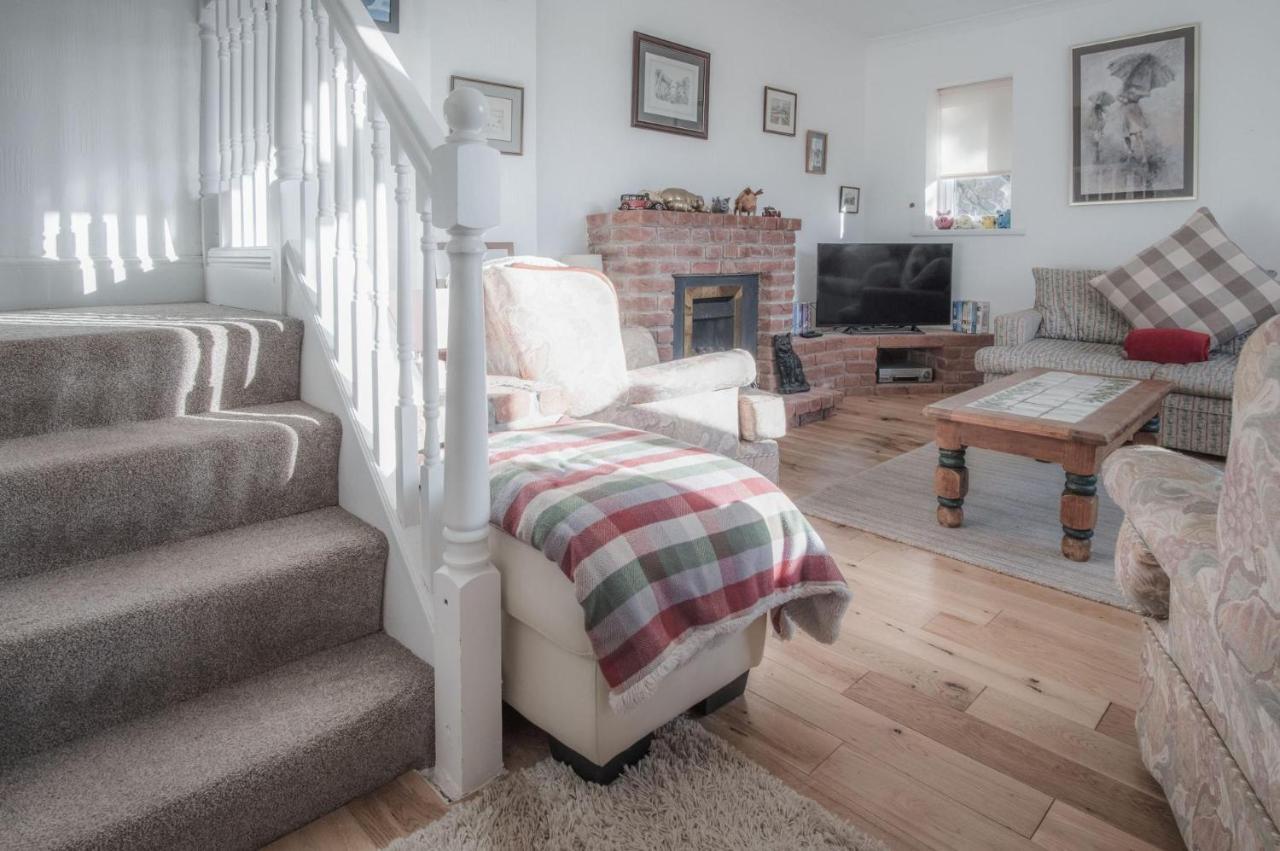 Maytree Cottage - 4 Bedroom Holiday Home - Tenby Esterno foto