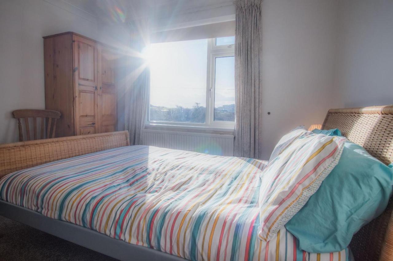Maytree Cottage - 4 Bedroom Holiday Home - Tenby Esterno foto