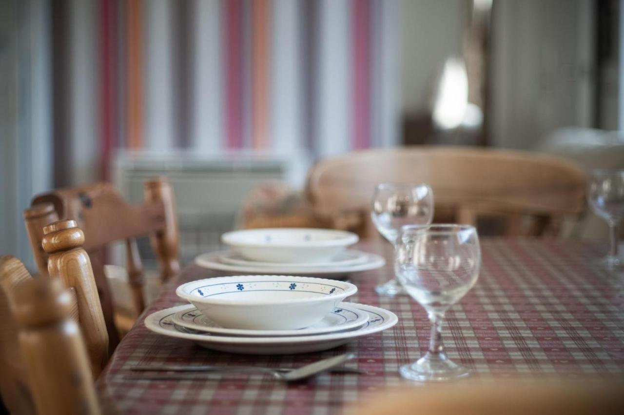Maytree Cottage - 4 Bedroom Holiday Home - Tenby Esterno foto